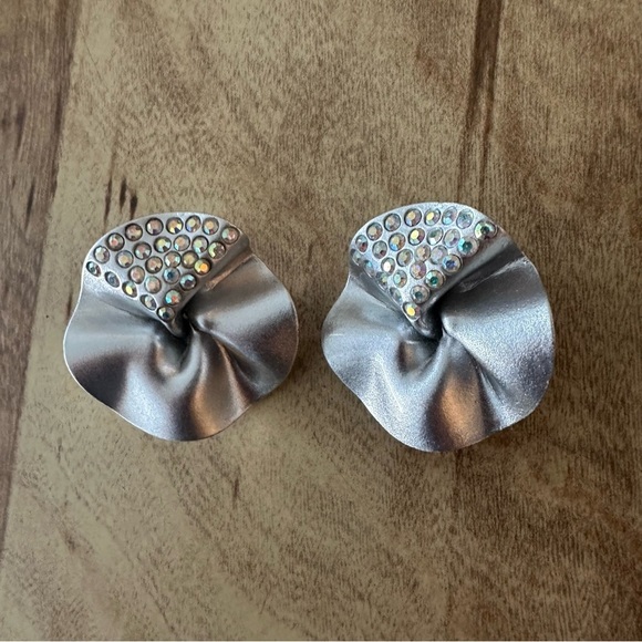 Vintage Flip A Coin Silver Clip On Earrings Crinkle 80s 90s 1980s 1990s - Picture 9 of 11